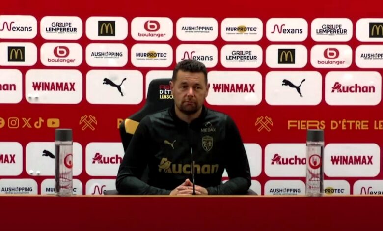 RC Lens : Pierre Sage débriefe la victoire face au LOSC et il met la pression sur ses joueurs ! RC Lens : Pierre Sage débriefe la victoire face au LOSC et il met la pression sur ses joueurs ! | Mediasportif