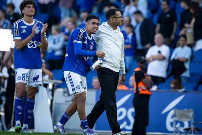 RC Strasbourg : Rosenior annonce deux renforts de taille et c'est une bonne nouvelle avant Le Havre ! RC Strasbourg : Rosenior annonce deux renforts de taille et c'est une bonne nouvelle avant Le Havre ! | Mediasportif
