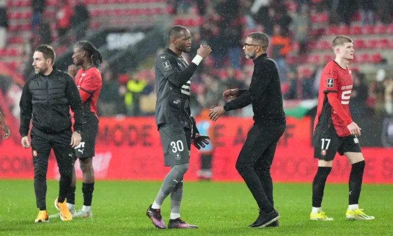 Stade Rennais : Habib Beye réagit à la retraite de Mandanda et il rend un hommage poignant ! | Mediasportif