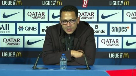 RC Strasbourg : Rosenior met un joueur en avant après le PSG et il lui dresse des louanges | Mediasportif