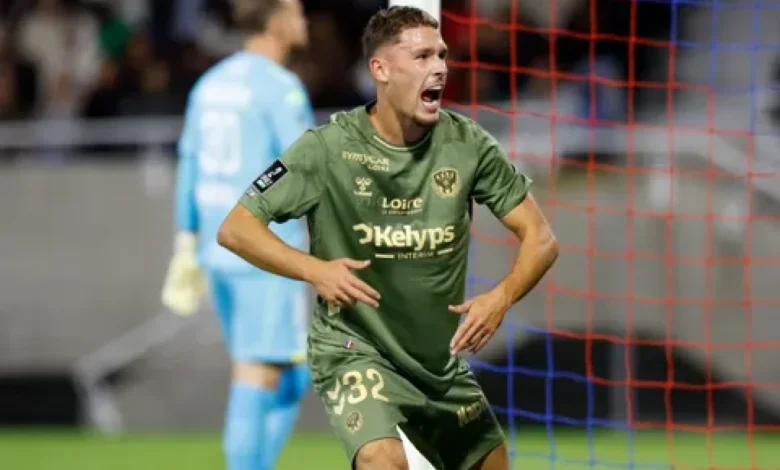 ASSE – Mercato : Le Paris FC prêt à tout pour Lucas Stassin en janvier ? ASSE – Mercato : Le Paris FC prêt à tout pour Lucas Stassin en janvier ? | Mediasportif