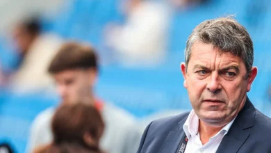 Photo of Stade Rennais : Une raison inattendue bloque le licenciement de Habib Beye ?