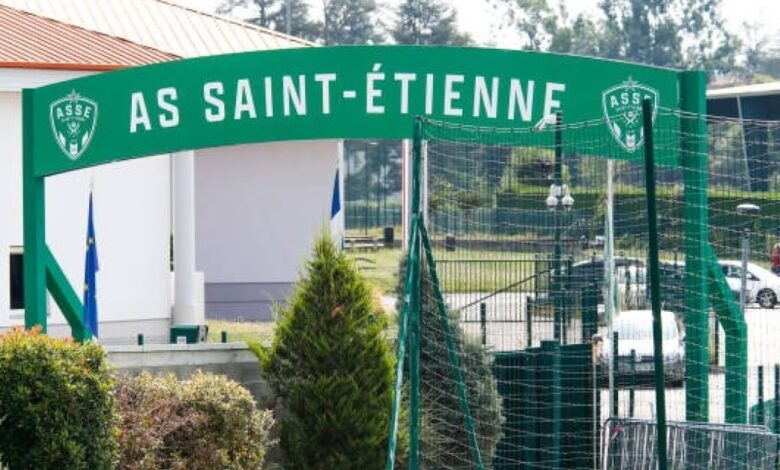 ASSE : Pluie d’absences et surprises inattendues à l’Etrat, que se passe-t-il ? ASSE : Pluie d’absences et surprises inattendues à l’Etrat, que se passe-t-il ? | Mediasportif