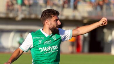 ASSE : Ce que Davitashvili révèle vraiment sur sa relation mystérieuse avec Old Photo of ASSE : Ce que Davitashvili révèle vraiment sur sa relation mystérieuse avec Old