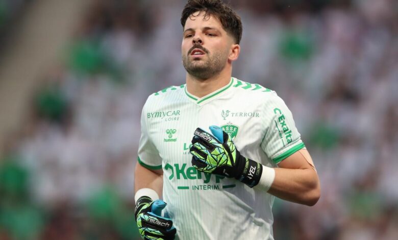 ASSE : Larsonneur en gros danger, son successeur semble déjà identifié en coulisse | Mediasportif