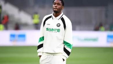 Photo of ASSE : Ce que Duffus manigance vraiment pour forcer le départ de Stassin