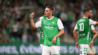 Photo of ASSE : Un club richissime de Ligue 1 prêt à tout pour arracher Stassin cet hiver
