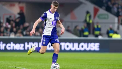 Photo of OM : Une concurrence féroce pour Cresswell refroidit finalement les ardeurs marseillaises