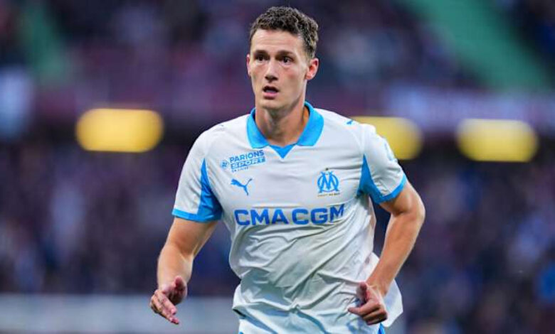 OM : Ce que Pavard a vraiment dit à Beye durant ce moment tendu au vestiaire | Mediasportif