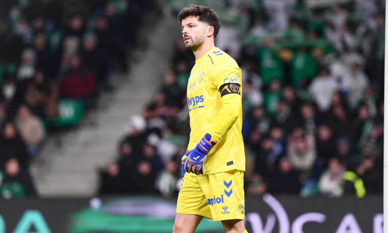 ASSE : Trois gardiens ciblés par Kilmer Sports pour succéder à Larsonneur dont un ancien connu | Mediasportif