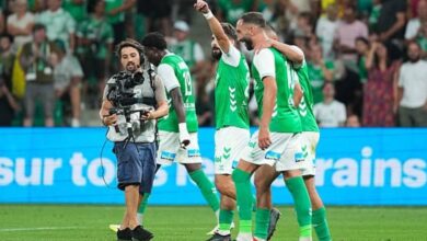 Photo of ASSE : Une décision radicale s’apprête à bouleverser la composition de l’effectif stéphanois