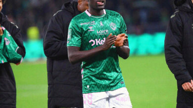 ASSE : Dennis Appiah lève enfin le voile sur son avenir avec des révélations inattendues Photo of ASSE : Dennis Appiah lève enfin le voile sur son avenir avec des révélations inattendues