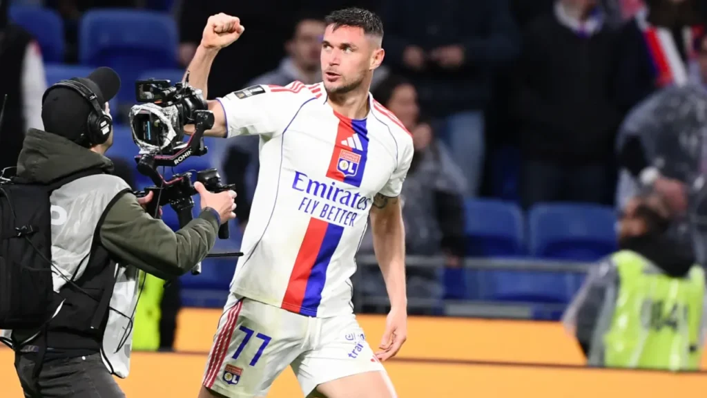 Mercato OL : Lyon a trouvé un remplaçant surprise pour Roman Yaremchuk ! | Mediasportif