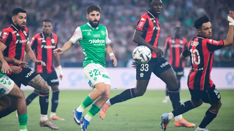 ASSE-OGC Nice : ce jeune attaquant recadre violemment Pierre Ménès et assume son choix ! | Mediasportif