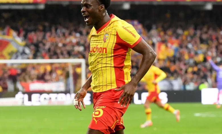 RC Lens : Sage annonce des nouvelles positives et évoque le remplaçant de Baidoo | Mediasportif