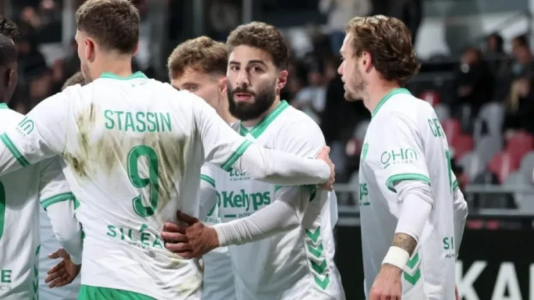 ASSE : un cadre des Verts répond cash à Montanier sur son temps de jeu | Mediasportif
