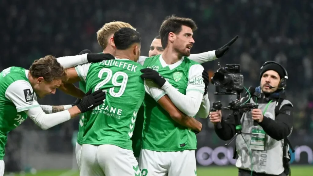 ASSE : C'est confirmé, un joueur majeur s'apprête à faire son retour XXL | Mediasportif