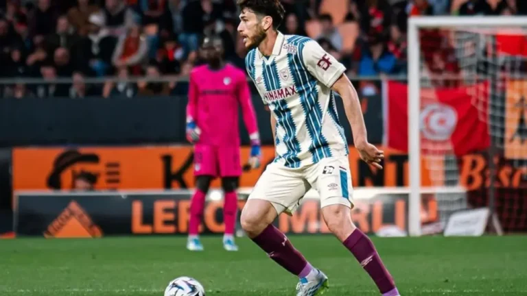 C'est confirmé : un départ surprise frappe Le Havre après la victoire à Lorient | Mediasportif