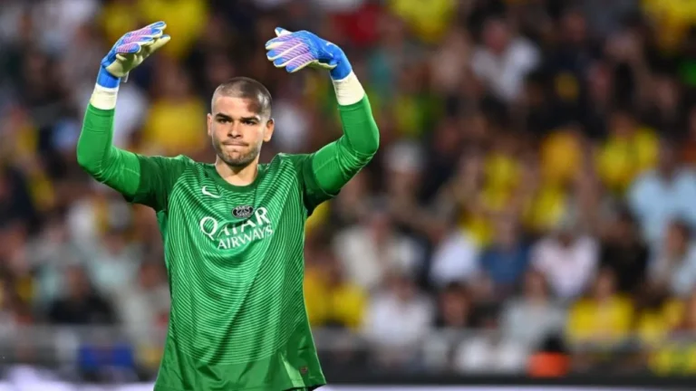 Mercato : Lucas Chevalier poussé vers la sortie par un Ballon d’Or | Mediasportif