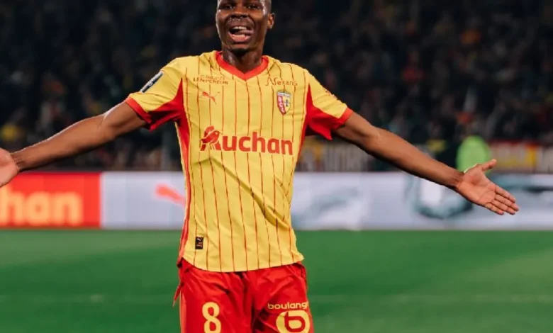 Mercato : le RC Lens cible un profil mystérieux pour remplacer Sangaré | Mediasportif