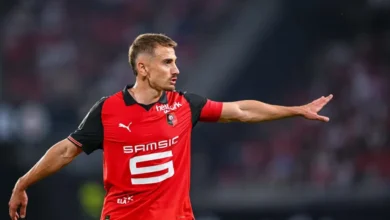 Photo of Mercato Rennes : un métronome arrive pour suppléer l&rsquo;international Valentin Rongier