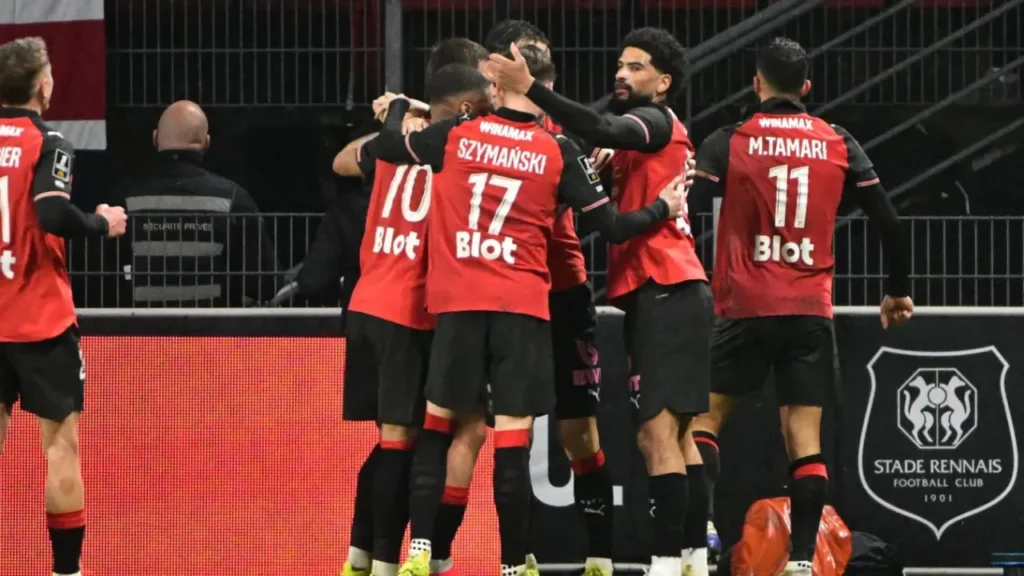 Mercato - Stade Rennais : le club a identifié deux signatures prioritaires pour renforcer son effectif | Mediasportif